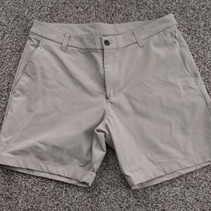 Lululemon Athletica Men's Gray Shorts